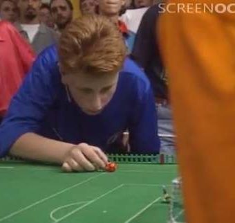 Holland play Italy at the 1990 Subbuteo World Cup (video)