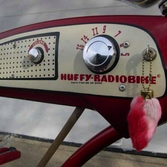 The Huffy Radio Bike – With AM Radio!