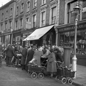 Photographs of Portobello Road in 1950