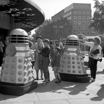 Meeting Dr Who’s Daleks In The 1960s (19 Photos)