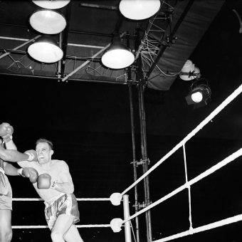 Four Seconds Of Boxing Glory: When Henry Cooper Fought Muhammad Ali In 1963 (Photos)