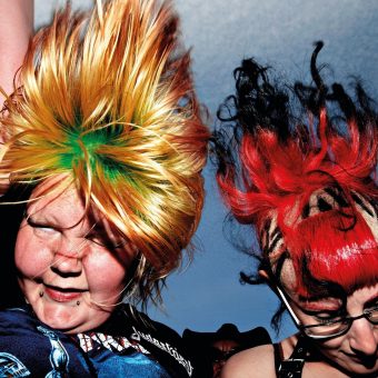 Headbangers: Electric Photos Of Metal Fans In Head Thrashing Ecstasy (2012)
