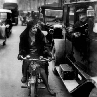 Cool Girls Riding Their Motorbikes: Vintage Pre-War Photos Of Women And Their Rides