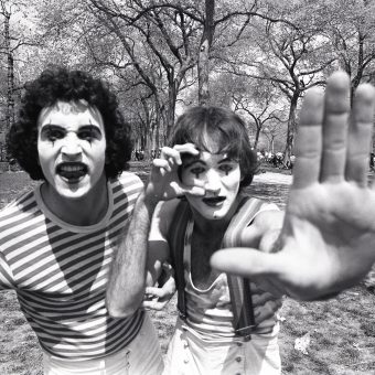 Robin Williams Miming In Central Park (1974)